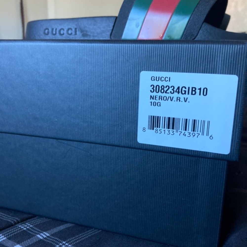 Gucci Slides - Picture 6 of 6